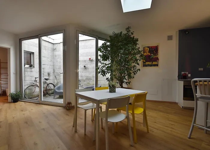 Loft7 *